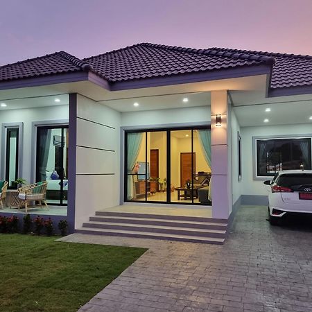 Baan Dalah Buriram Vila Exterior foto